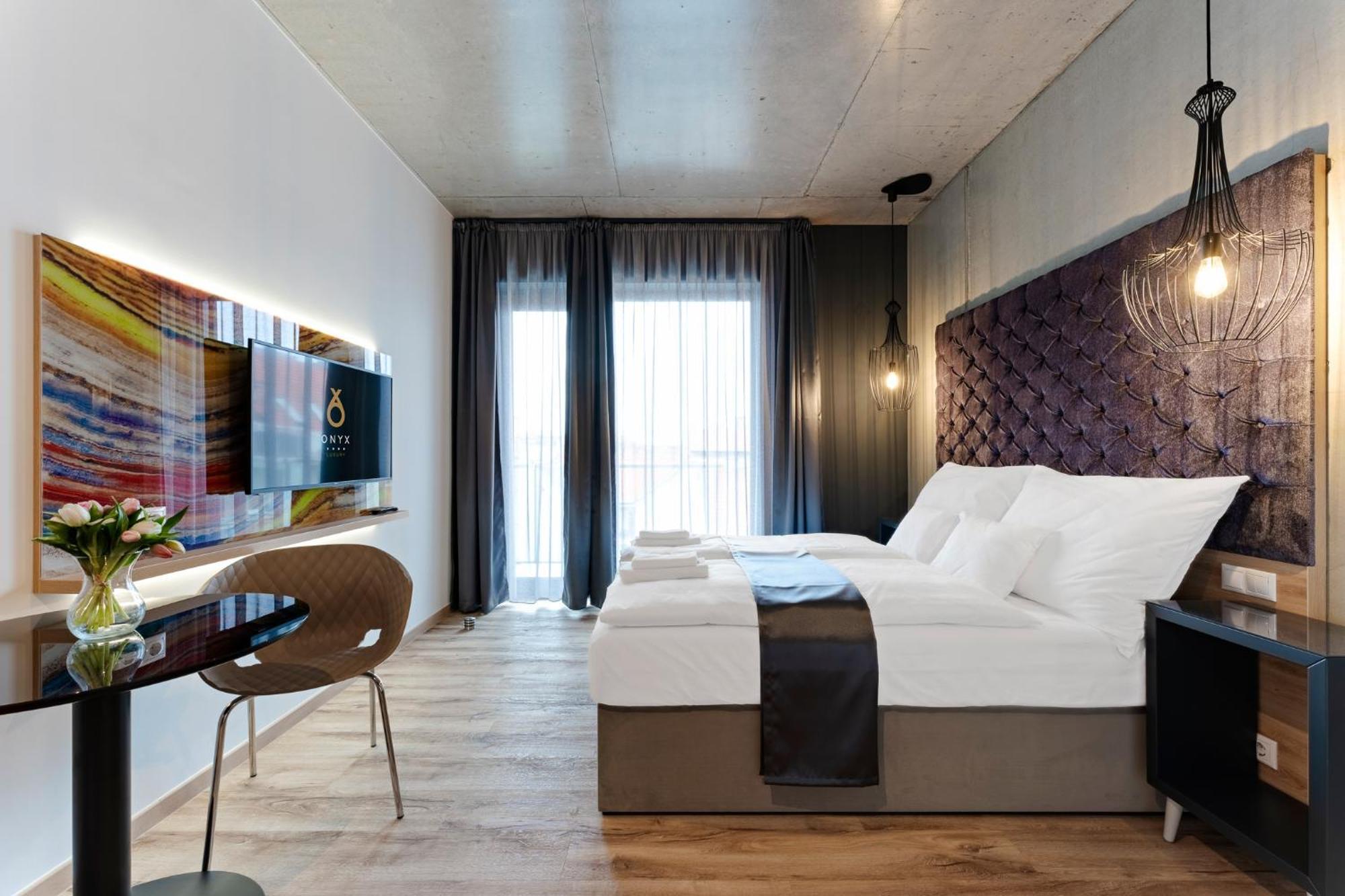 Onyx Luxury Budapest Eksteriør bilde